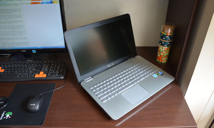 asus/华硕 n551jw n551jw4200 暗夜火神/银色 tx960 7200高速硬盘