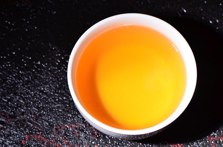 追溯真正的六大古茶山!莽枝王古树!茶骨滋味重现!-郭少华藏剑山庄